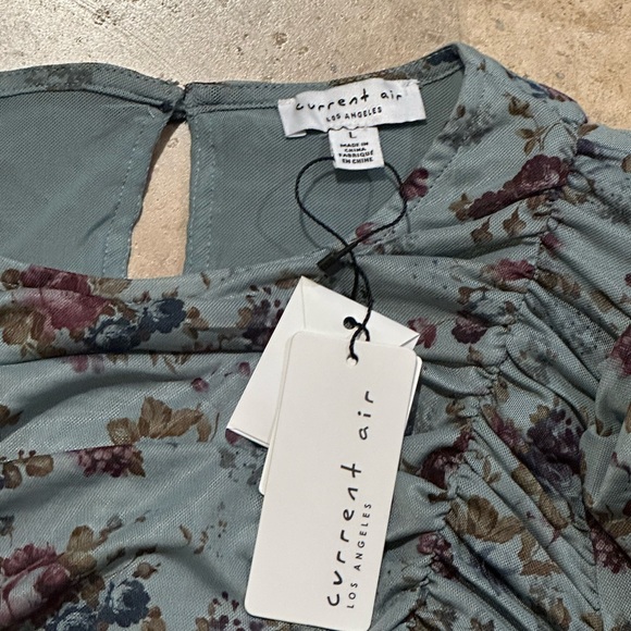 Current Air floral Ruched mesh top - Picture 3 of 4